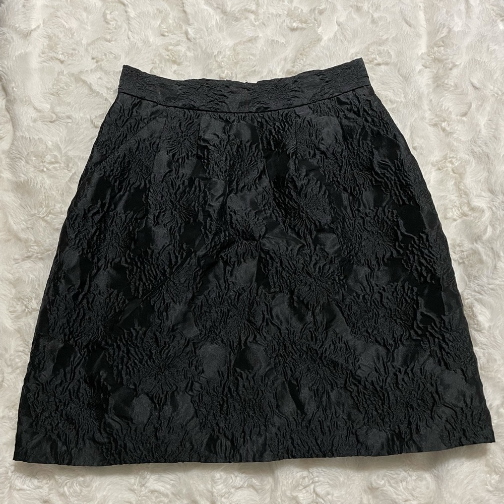 H&M black skirt size 4